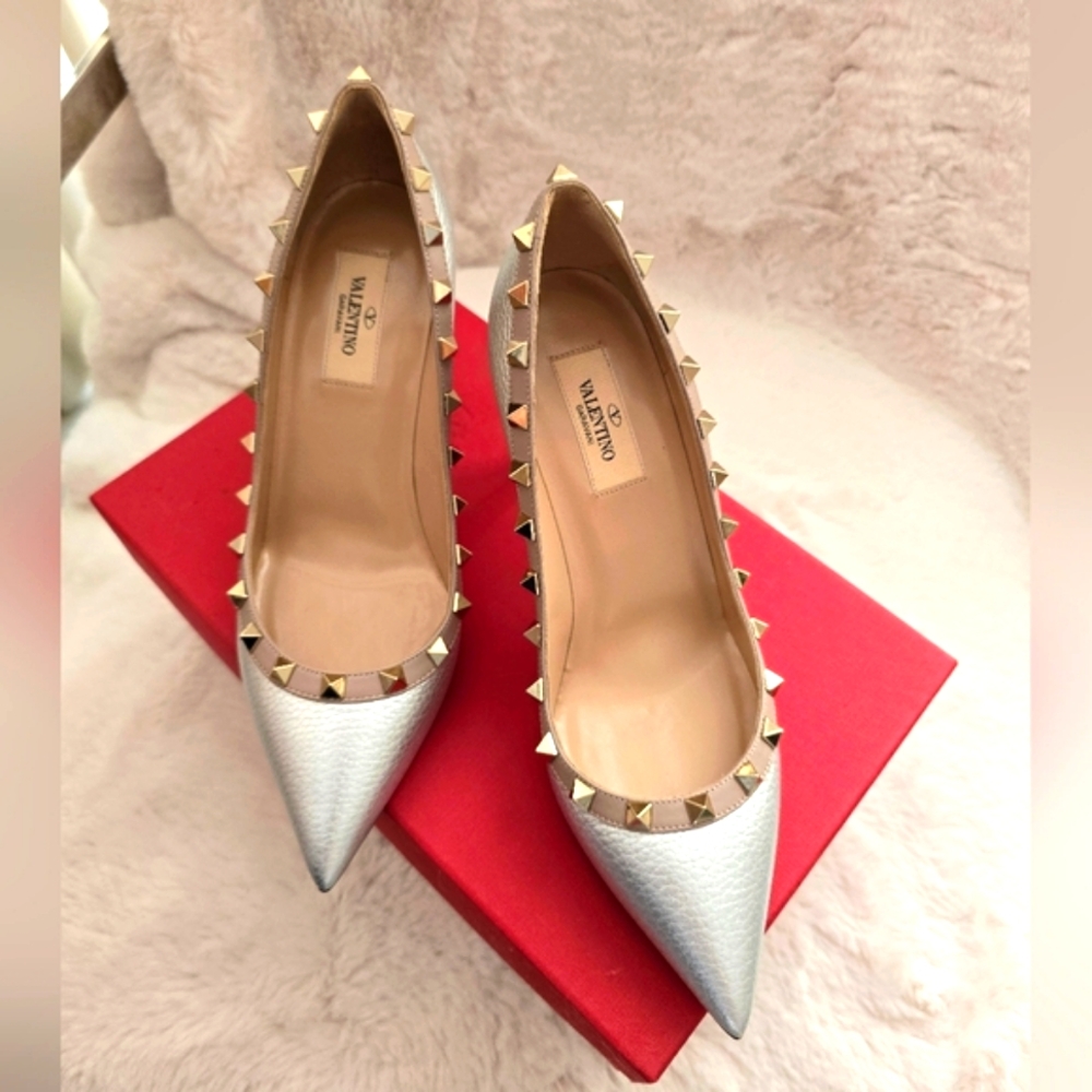 Valentino Garavani rockstud silver shade classic hills, size 8 NW